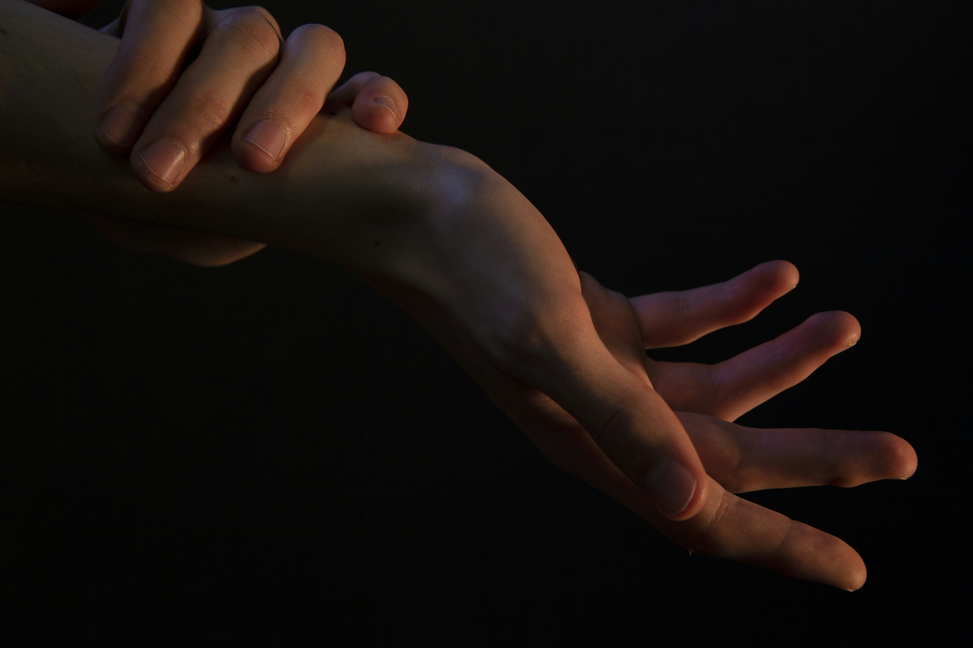Hands and wrist in pain